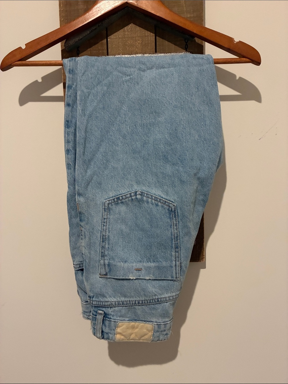 Zara Light Blue Relaxed Women's Jeans